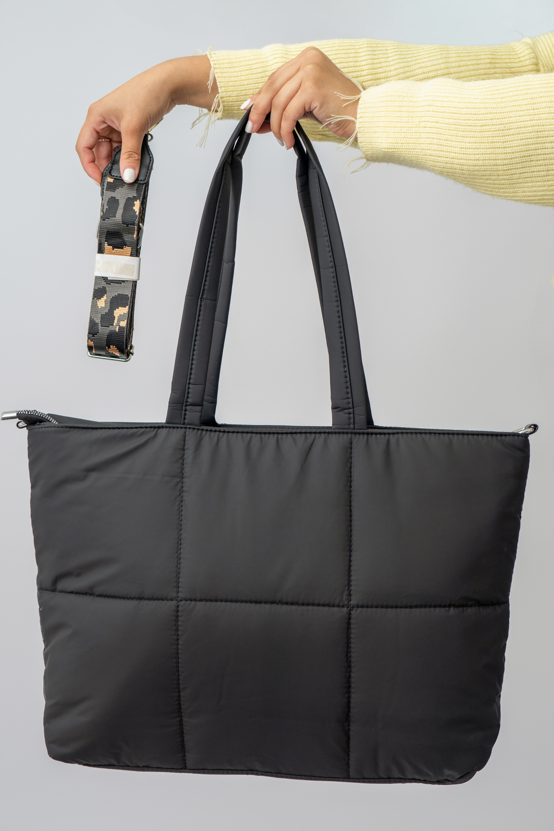 TOTE BAG PUFFER NEGRO
