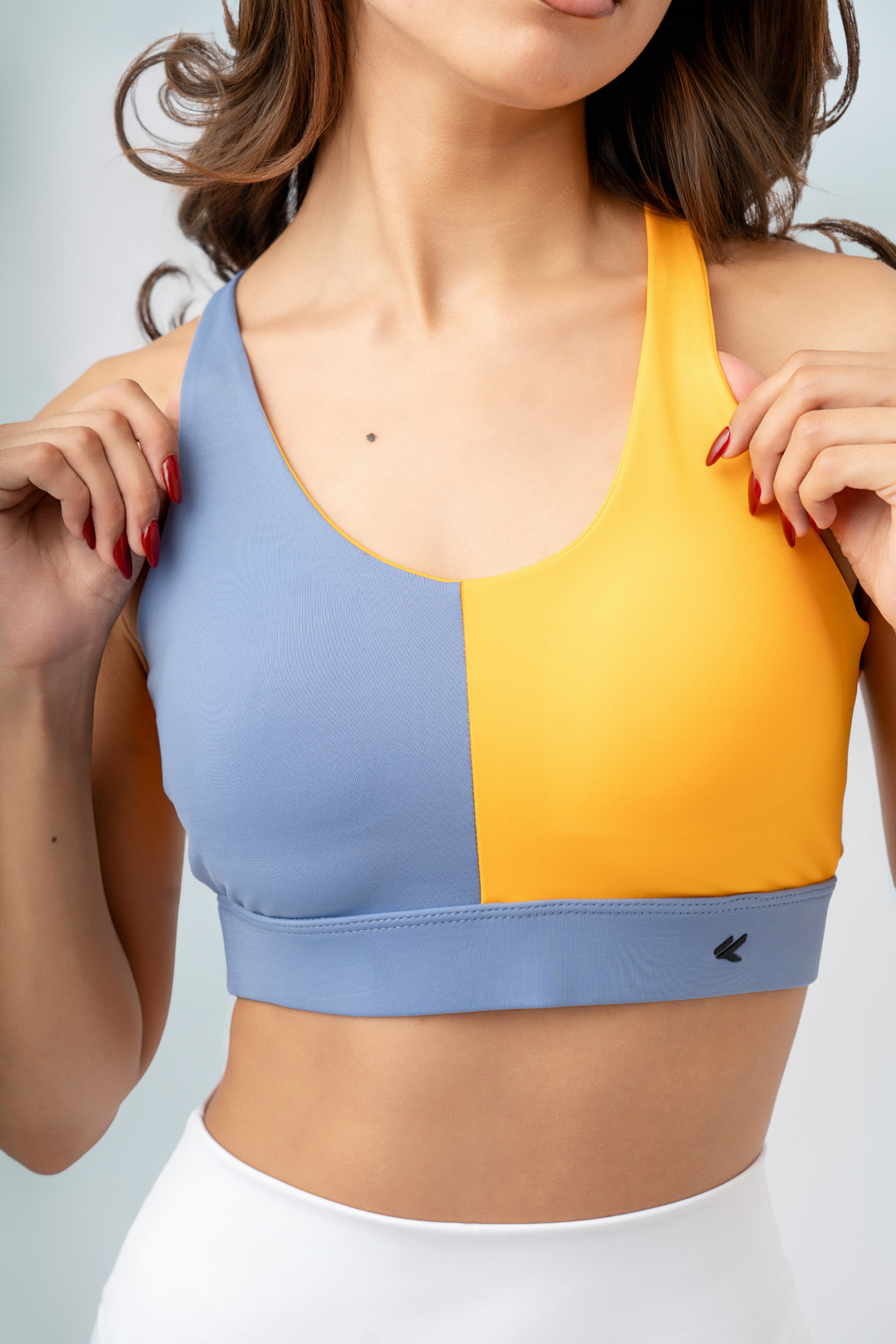 TOP CROSSED BICOLOR CELESTE OSCURO + MOSTAZA