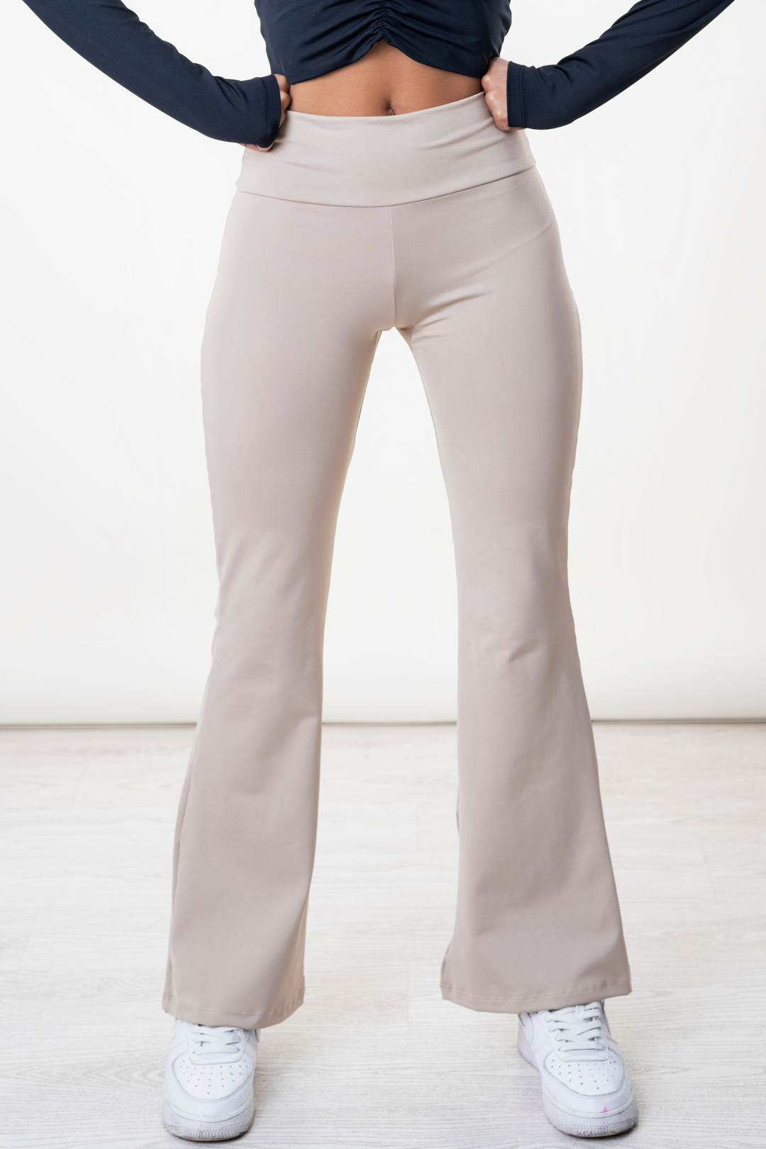 FLARE GLAM BEIGE