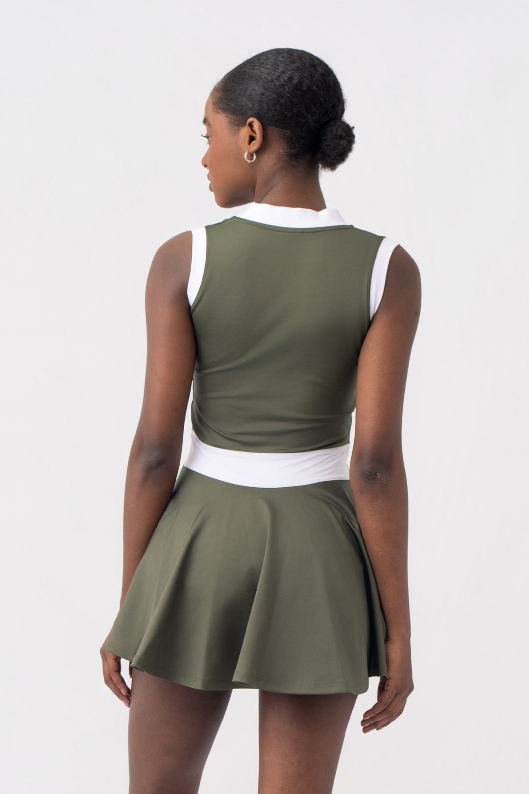 VESTIDO TENIS LUXE VERDE MILITAR