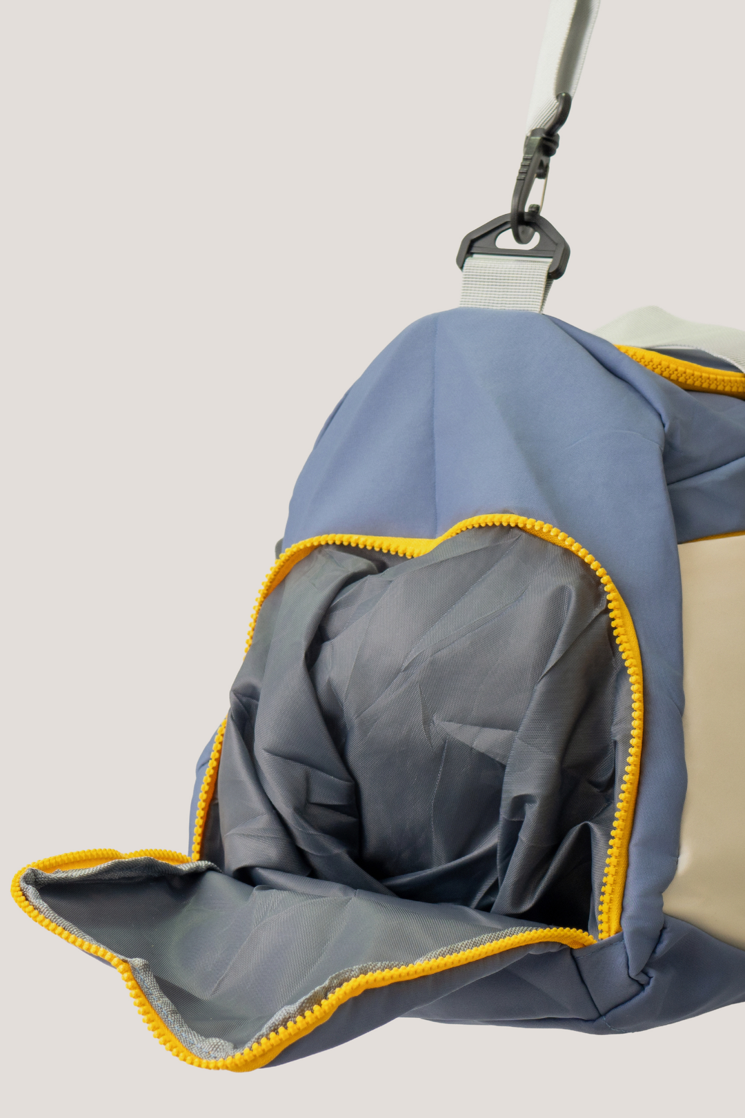 BOLSO DE VIAJE ACTIVE CELESTE ACERO